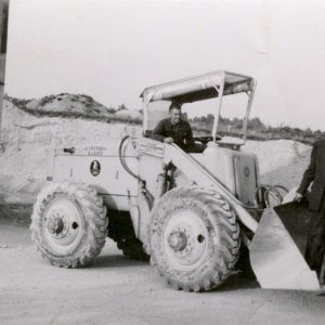 chargeuse_ancienne_2.jpg
